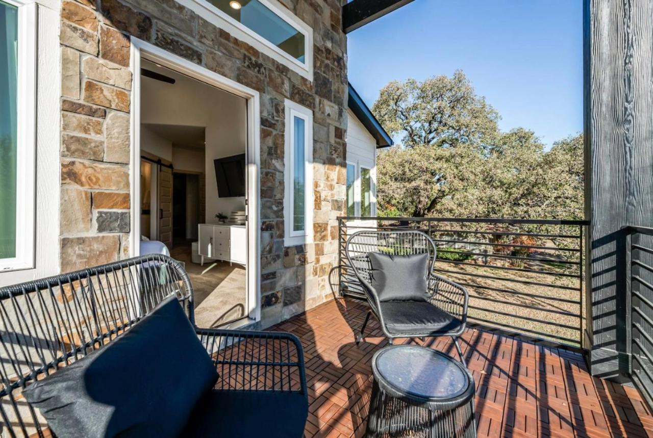 Stylish Townhome Near At&T Stadium, Globe Life, Six Flags & More Arlington Exterior foto